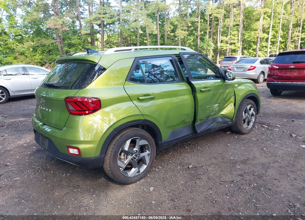 2022 HYUNDAI VENUE SEL VIN: KMHRC8A31NU178646