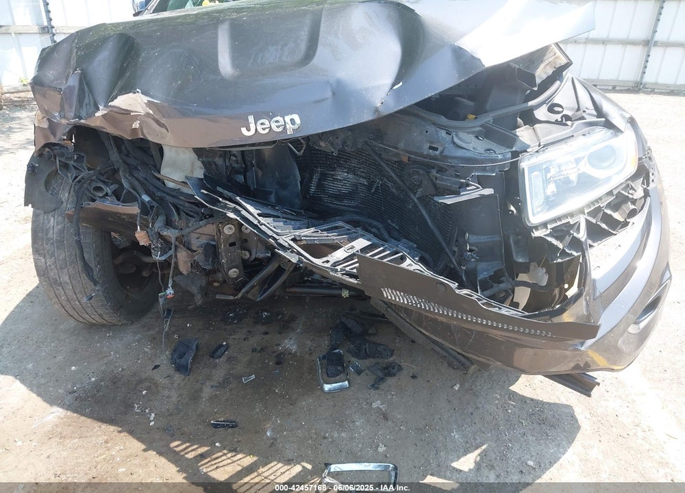 2015 JEEP GRAND CHEROKEE VIN: 1C4RJFBG3FC894245