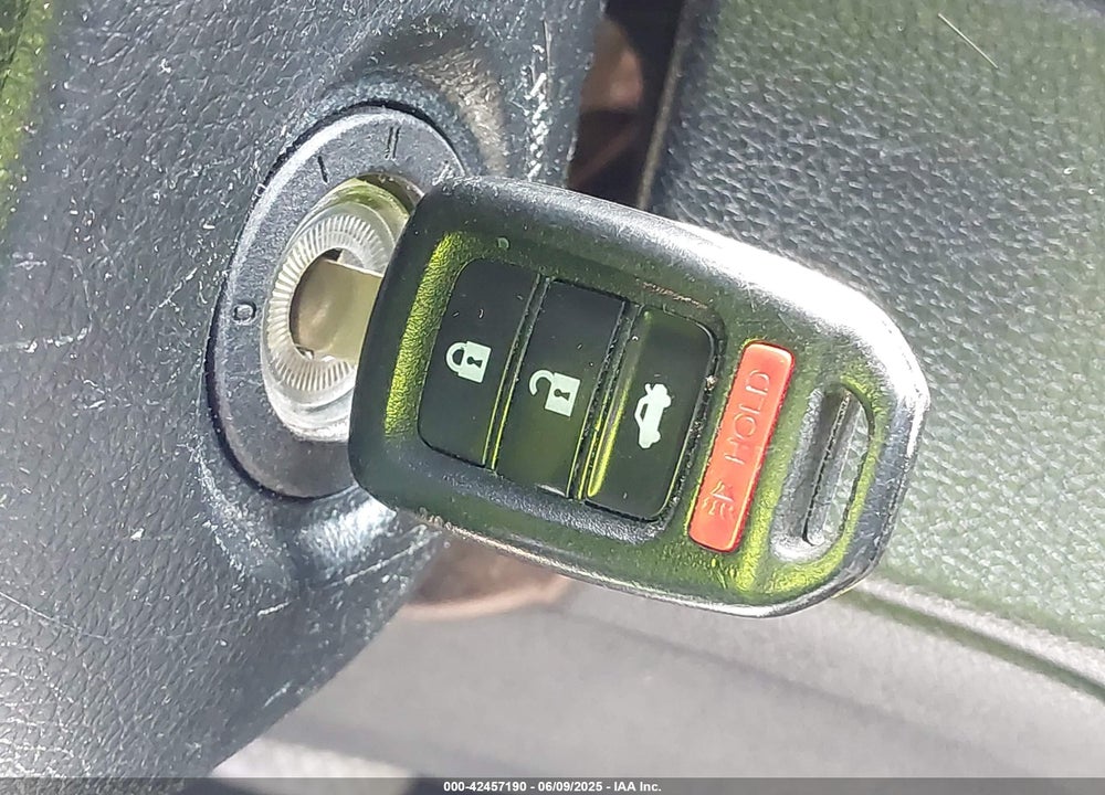 2013 HONDA ACCORD VIN: 1HGCR2F53DA279463
