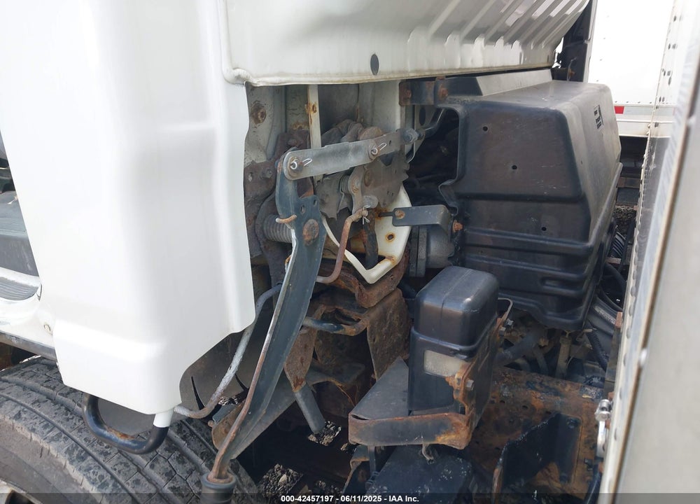 2016 ISUZU DSL REG AT VIN: JALE5W169G7902370