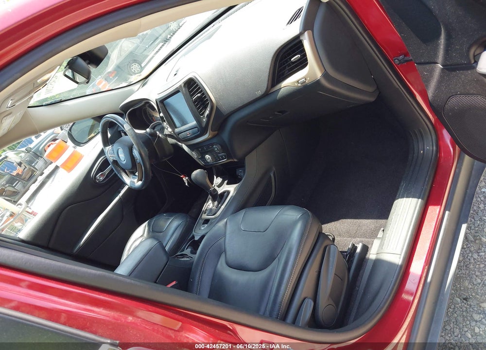 2016 JEEP CHEROKEE VIN: 1C4PJMDB3GW267073