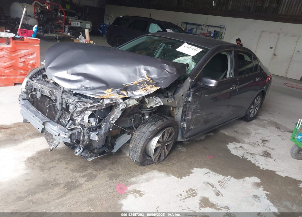 2013 HONDA ACCORD VIN: 1HGCR2F33DA230147
