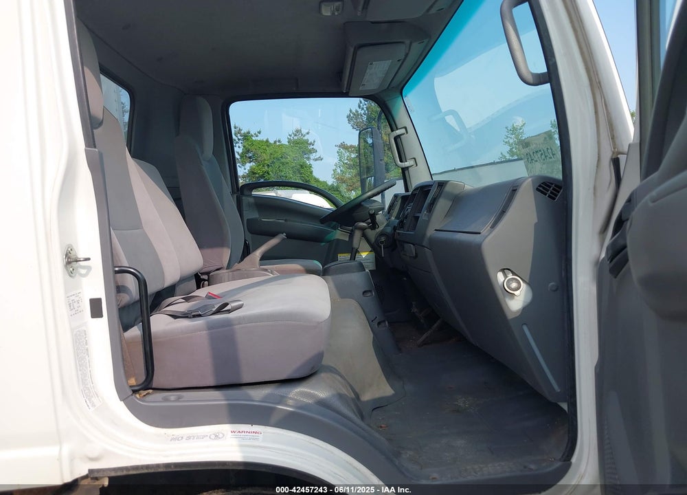 2016 ISUZU DSL REG AT VIN: JALE5W166G7902360