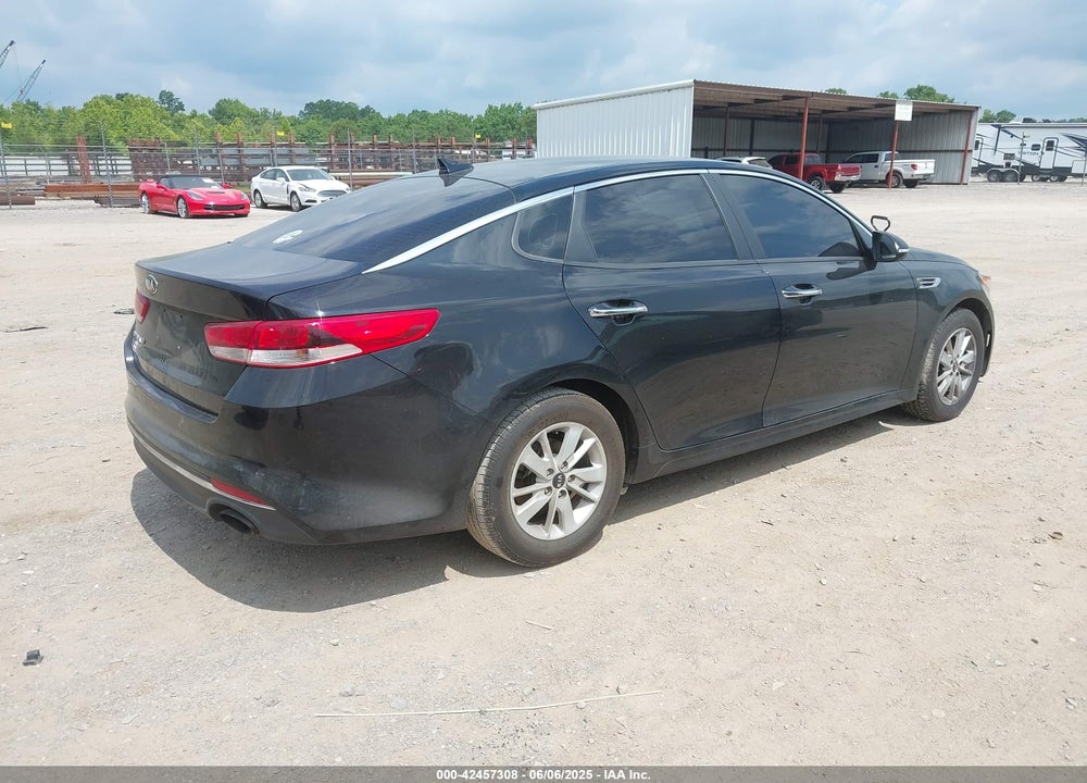 2018 KIA OPTIMA LX VIN: 5XXGT4L35JG239062