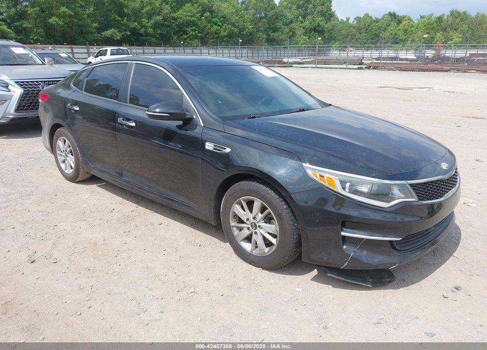 2018 KIA OPTIMA LX VIN: 5XXGT4L35JG239062