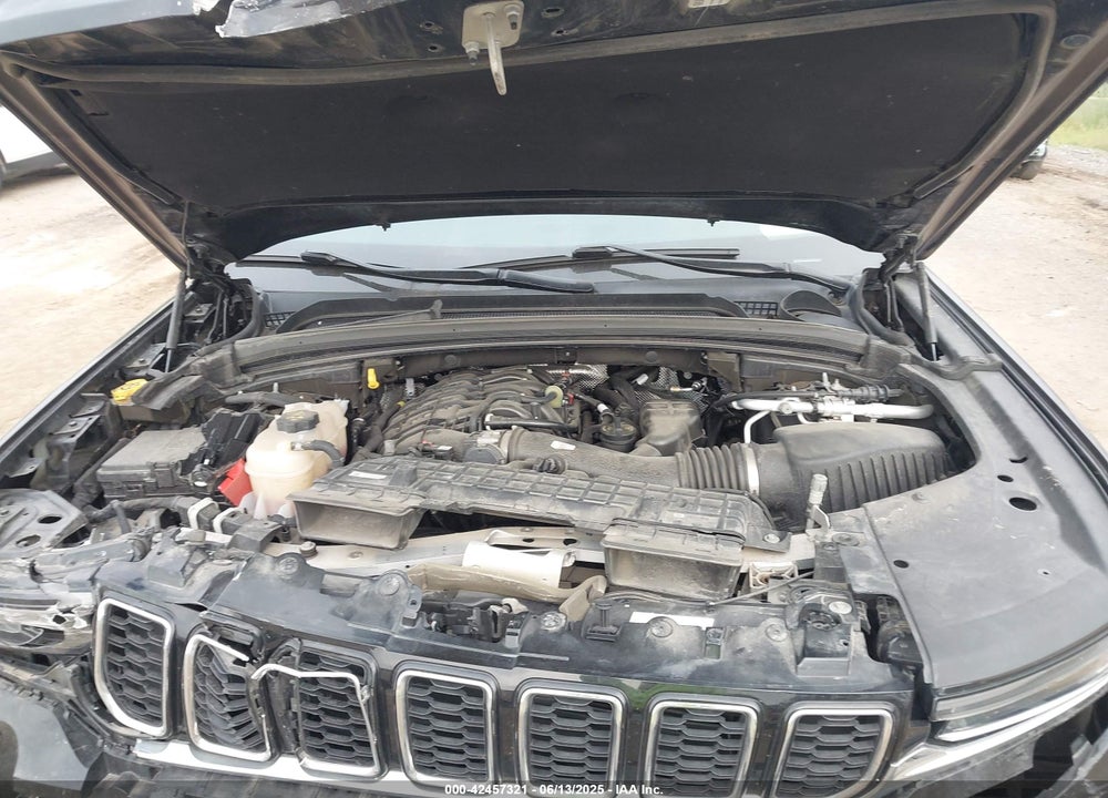 2021 JEEP GRAND CHEROKEE L VIN: 1C4RJKBG5M8125173