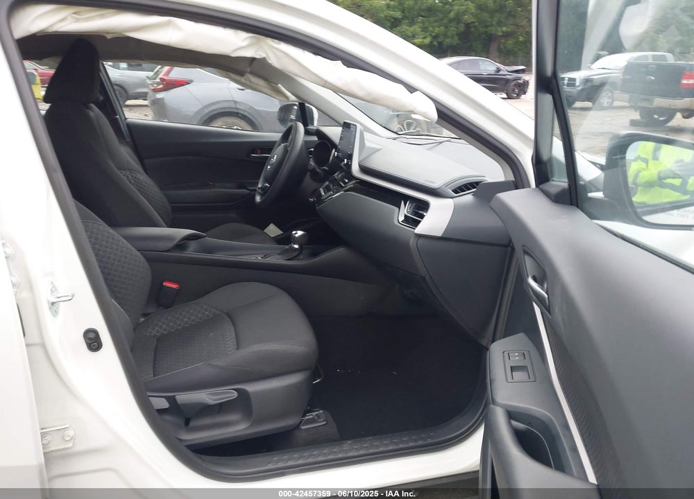 2021 TOYOTA C-HR VIN: NMTKHMBXXMR129433
