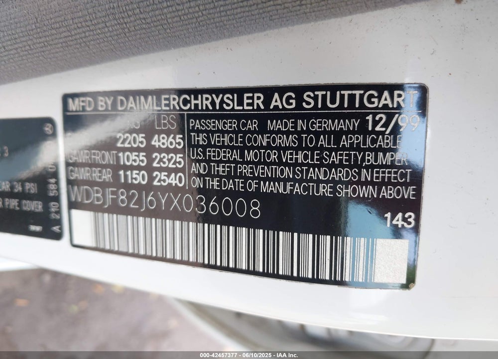 2000 MERCEDES-BENZ E 320 4M VIN: WDBJF82J6YX036008