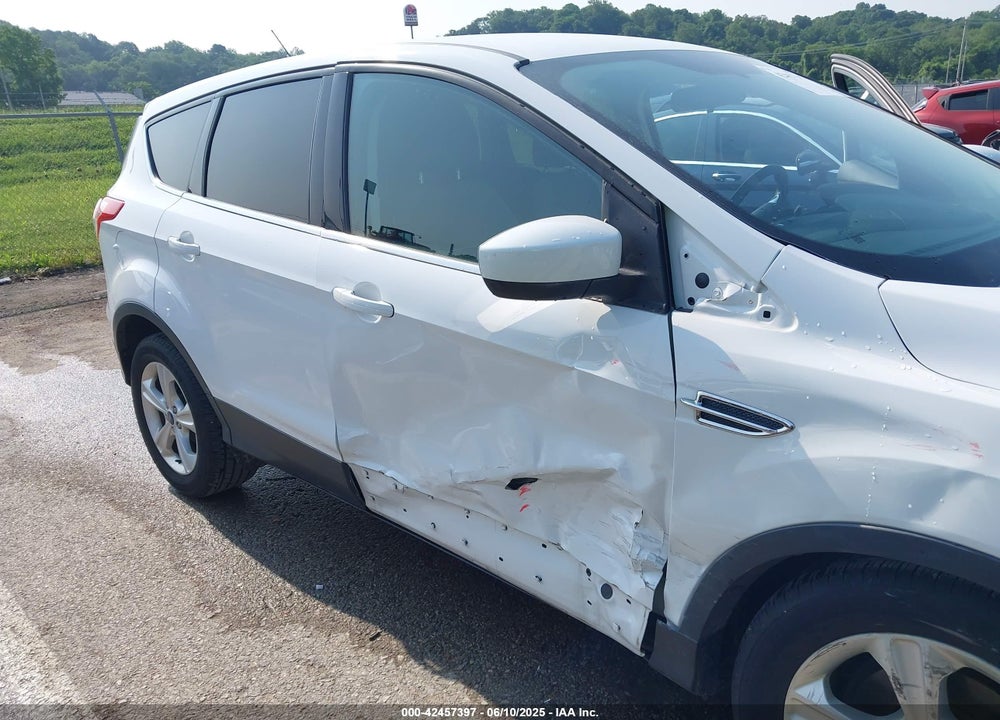 2014 FORD ESCAPE VIN: 1FMCU0GX5EUE12284