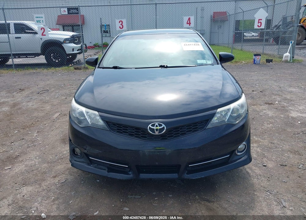 2014 TOYOTA CAMRY SE VIN: 4T1BF1FK3EU331155