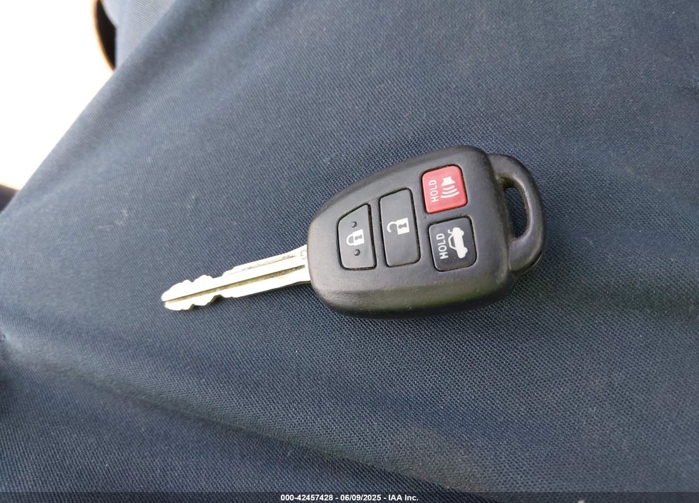 2014 TOYOTA CAMRY SE VIN: 4T1BF1FK3EU331155