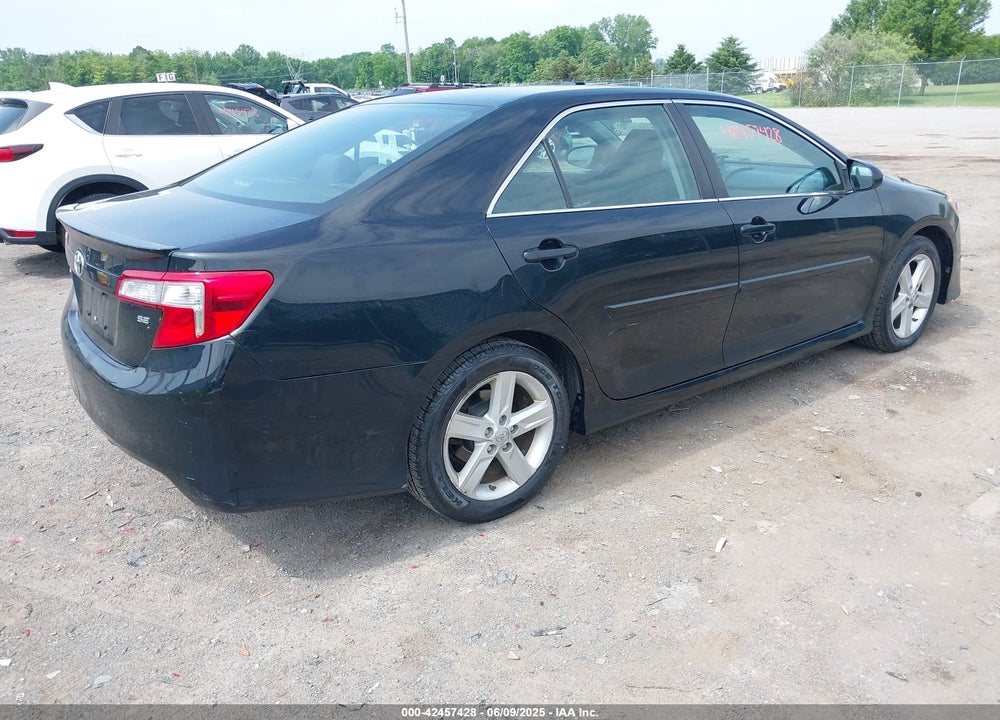 2014 TOYOTA CAMRY SE VIN: 4T1BF1FK3EU331155