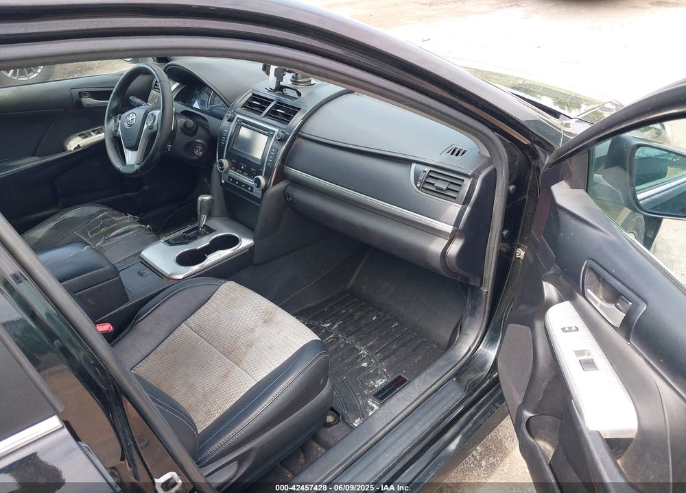 2014 TOYOTA CAMRY SE VIN: 4T1BF1FK3EU331155