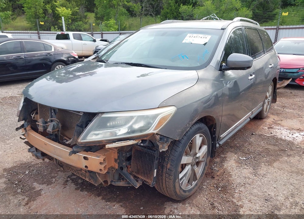 2015 NISSAN PATHFINDER VIN: 5N1AR2MN7FC667260