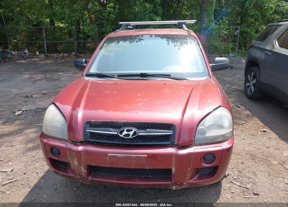 2007 HYUNDAI TUCSON GLS VIN: KM8JM12B47U561135