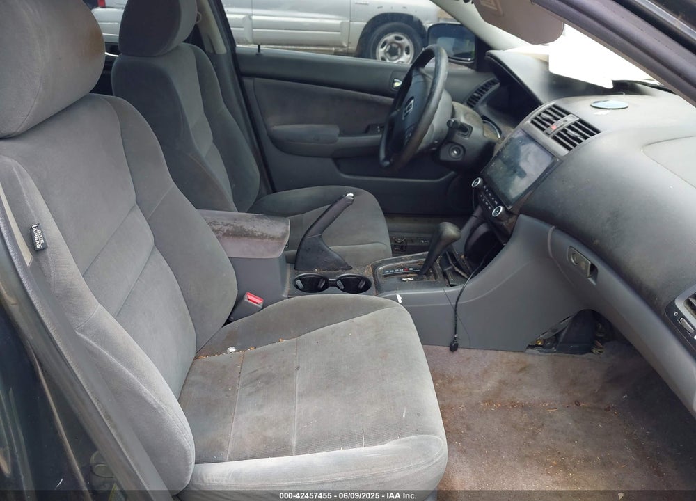 2005 HONDA ACCORD 2.4 LX VIN: JHMCM56465C002736