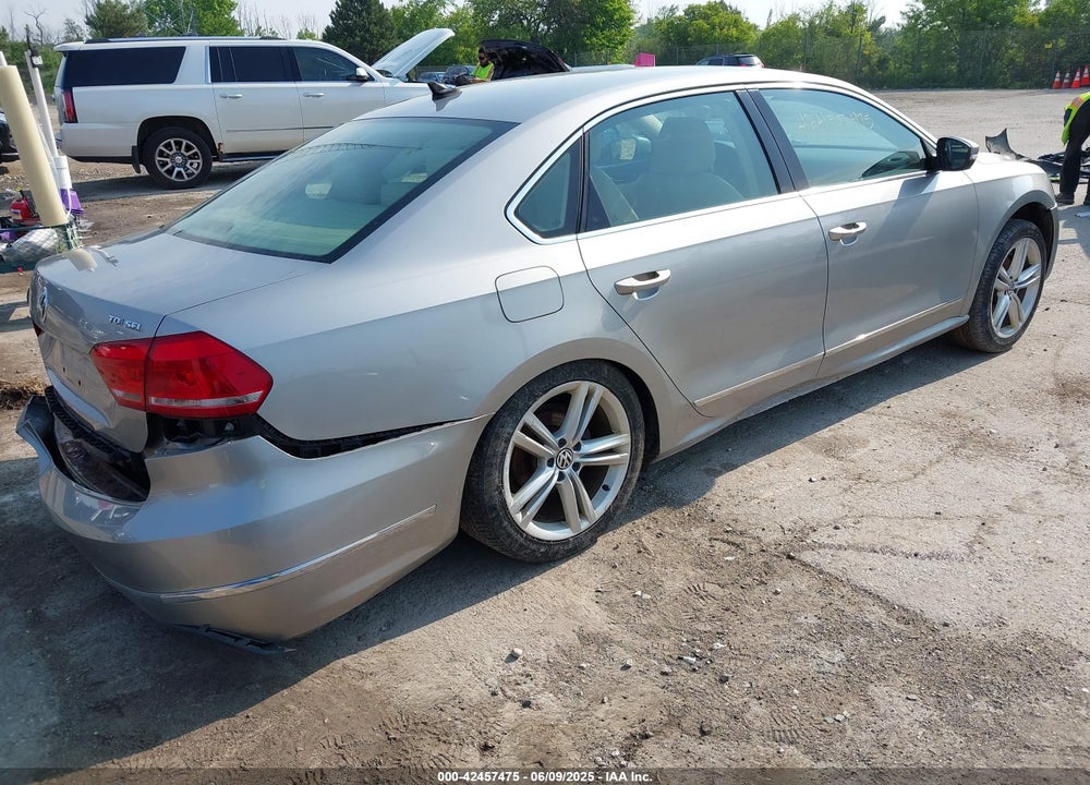 2013 VOLKSWAGEN PASSAT 2.0L TDI SEL PREMIUM VIN: 1VWCN7A3XDC065987