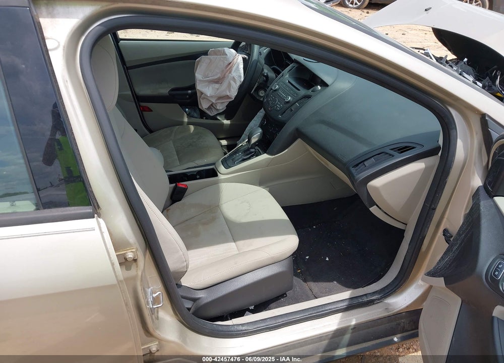 2017 FORD FOCUS VIN: 1FADP3K28HL220869