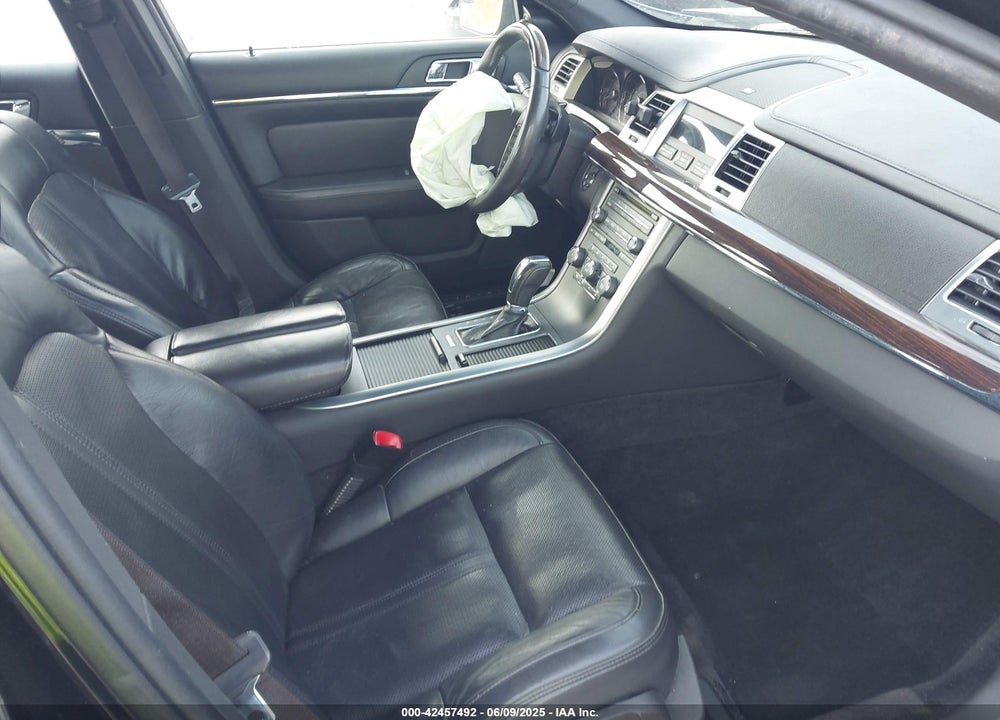 2011 LINCOLN MKS VIN: 1LNHL9DR8BG615361