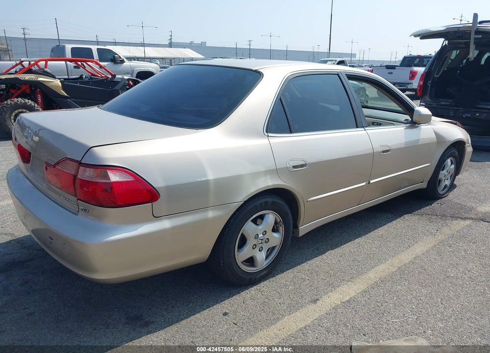 2000 HONDA ACCORD VIN: 1HGCG165XYA095773