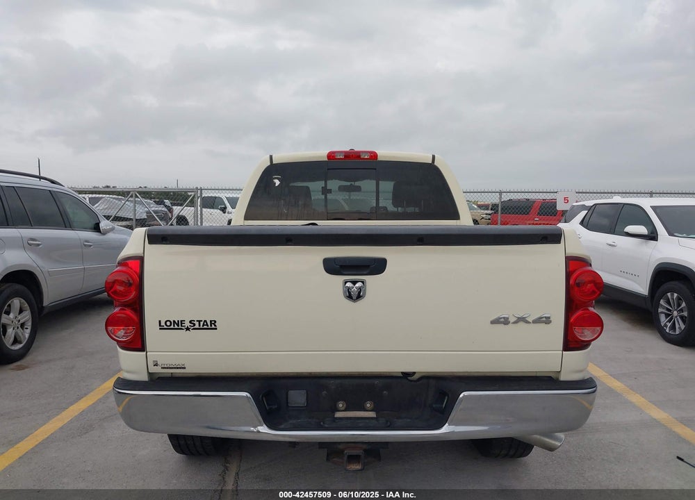 2007 DODGE RAM 1500 SLT/TRX4 OFF ROAD/SPORT VIN: 1D7HU18227J612892