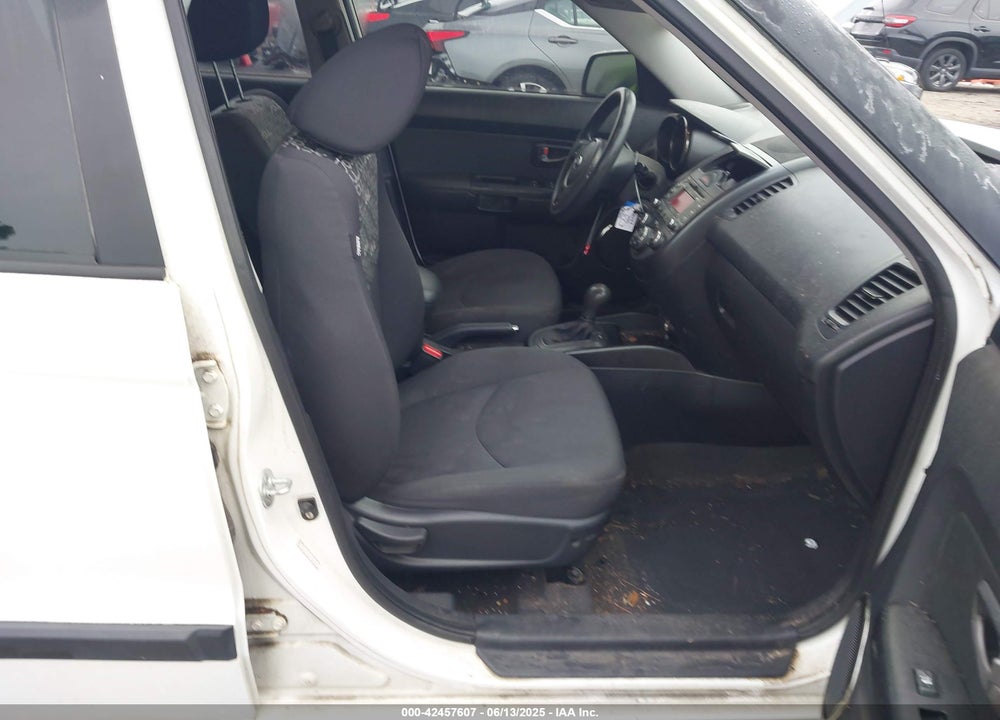 2011 KIA SOUL VIN: KNDJT2A21B7312006
