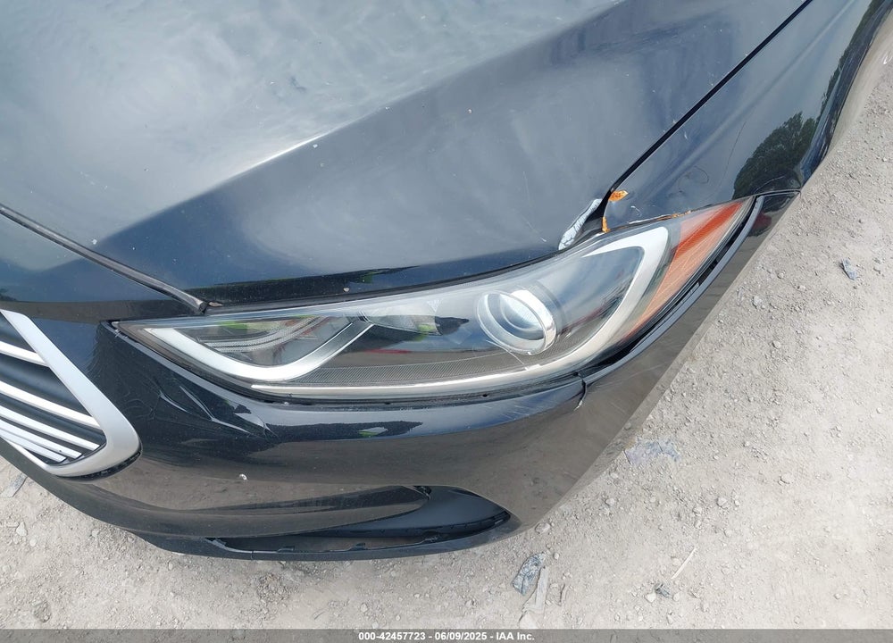 2017 HYUNDAI ELANTRA SE VIN: 5NPD74LF0HH208303