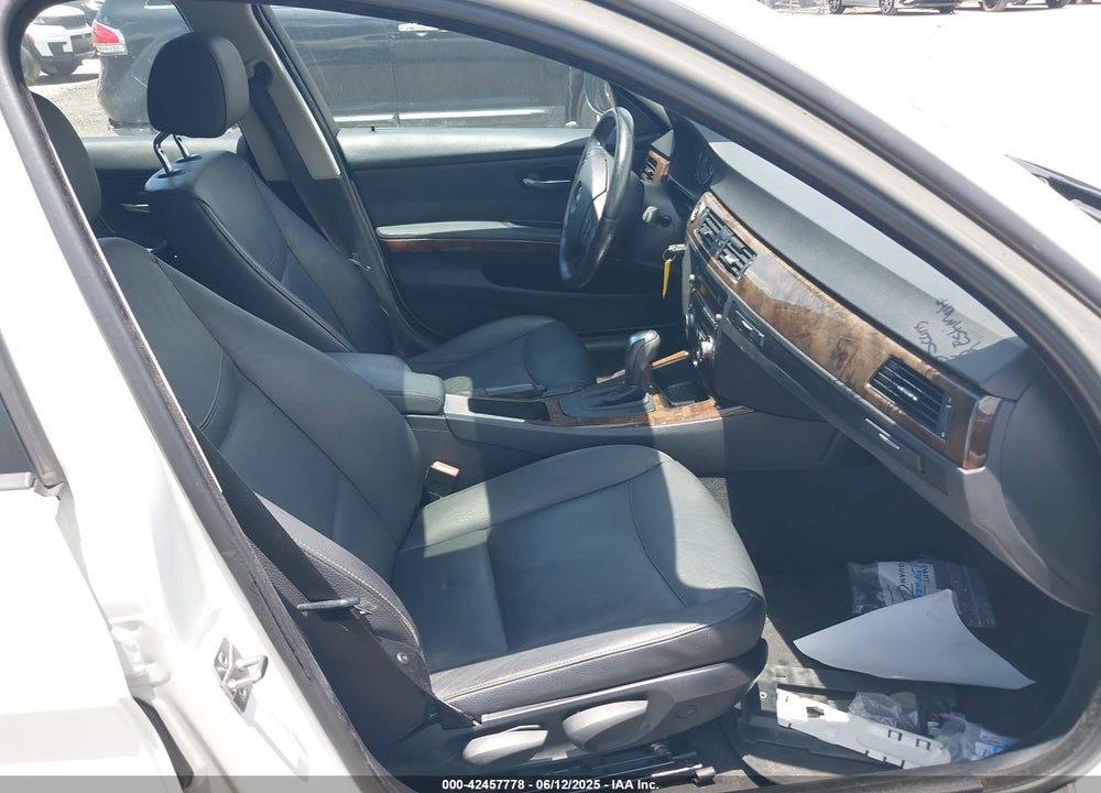 2010 BMW 328I VIN: WBAPH7G55ANM49676