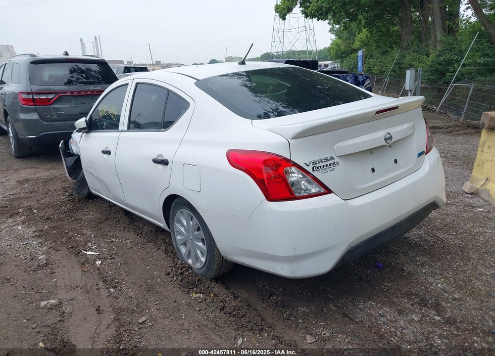 2016 NISSAN VERSA VIN: 3N1CN7APXGL886167