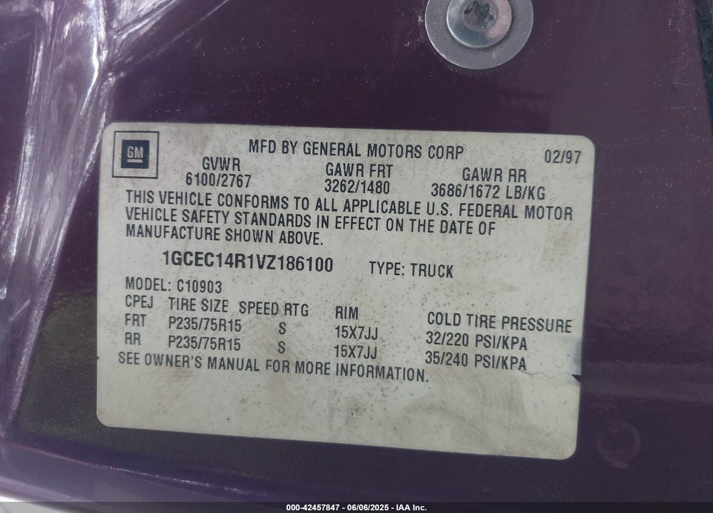 1997 CHEVROLET C1500 FLEETSIDE VIN: 1GCEC14R1VZ186100
