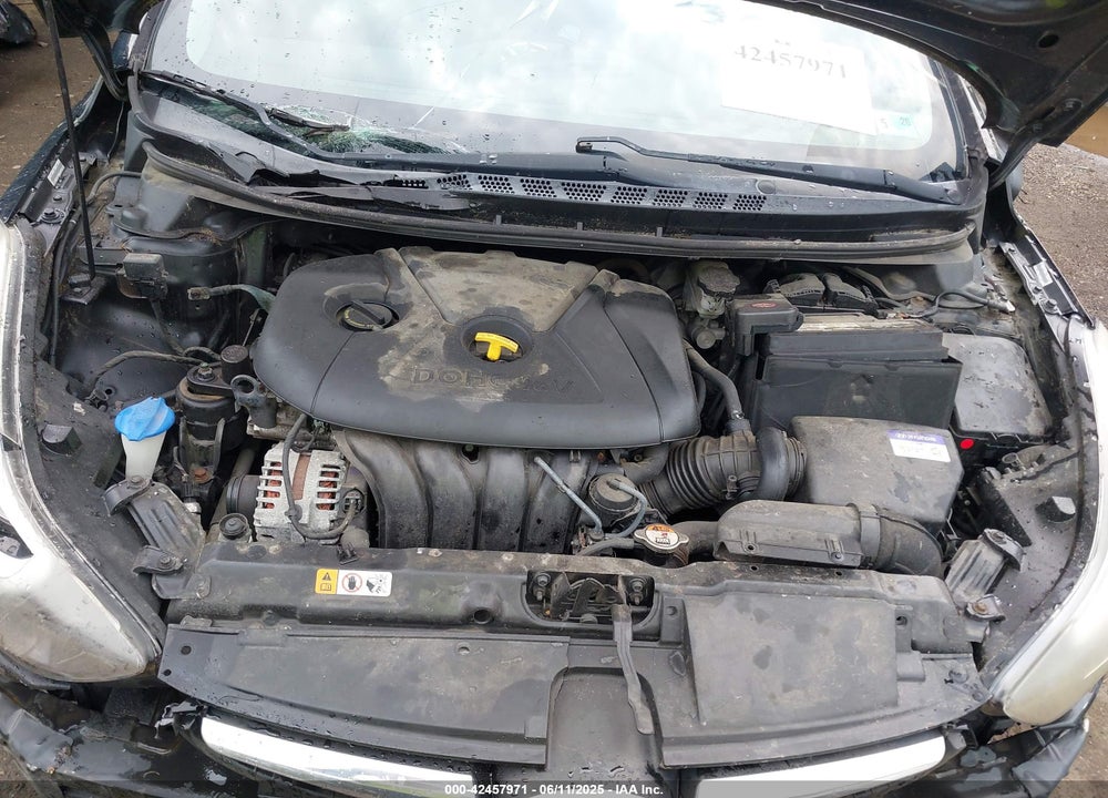 2014 HYUNDAI ELANTRA VIN: KMHDH4AE3EU140941