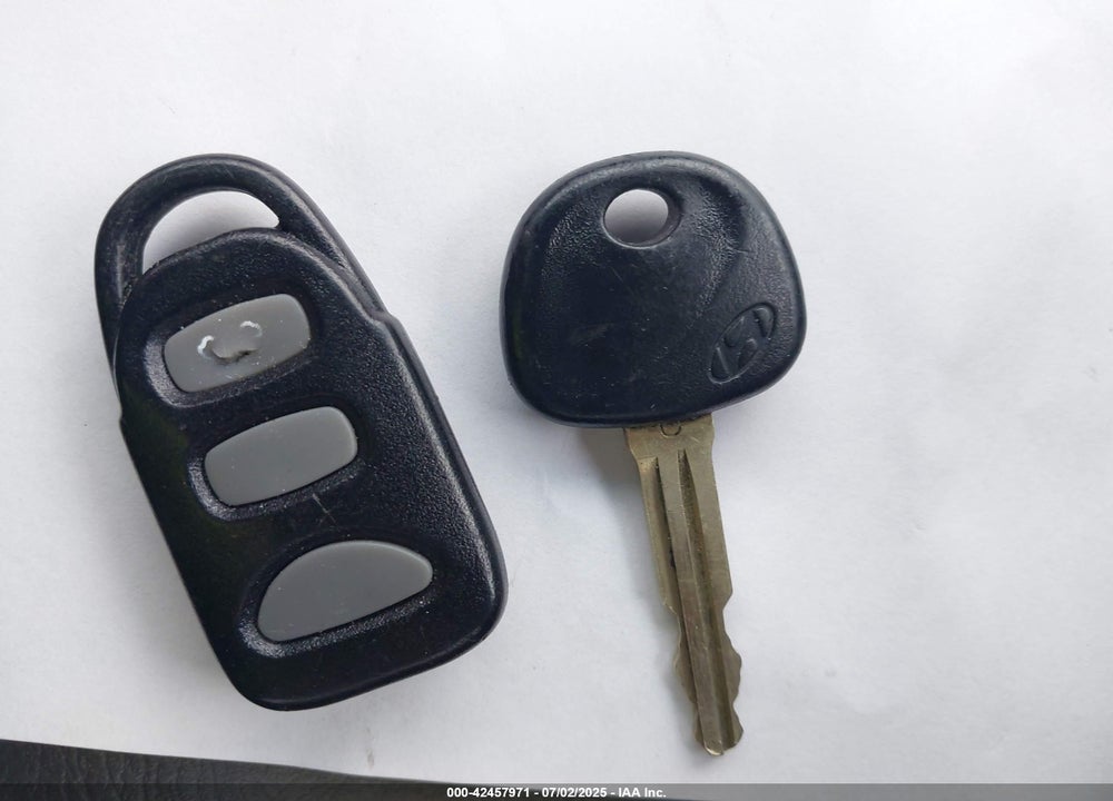 2014 HYUNDAI ELANTRA VIN: KMHDH4AE3EU140941