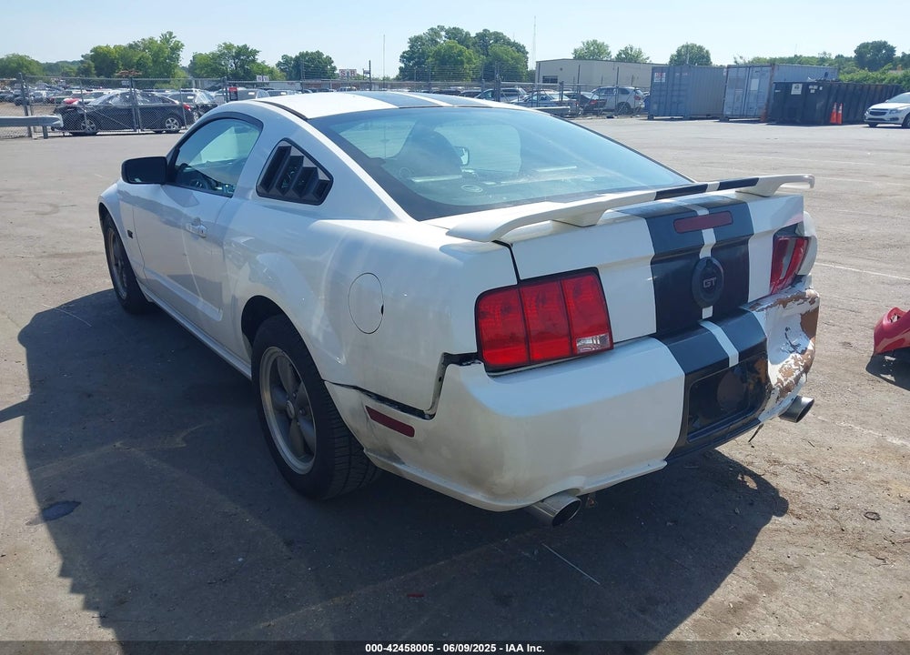 2005 FORD MUSTANG GT DELUXE/GT PREMIUM VIN: 1ZVFT82H155226414