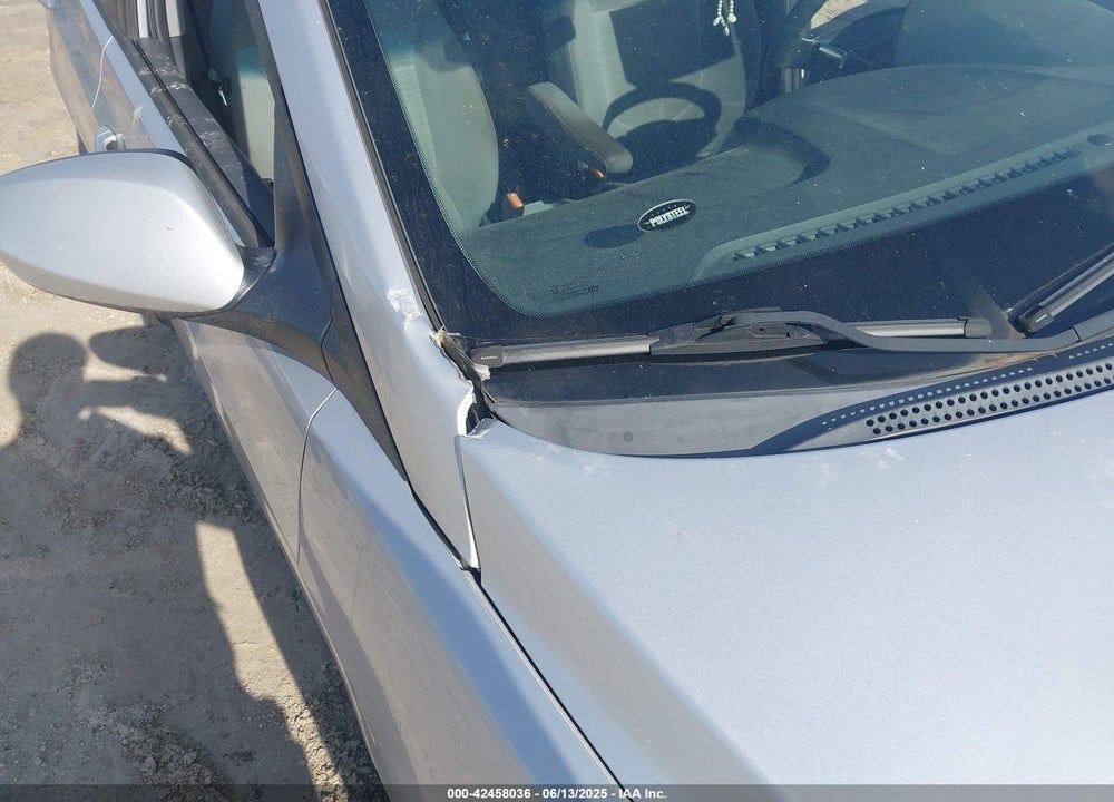 2016 HYUNDAI ACCENT VIN: KMHCT4AE5GU051661