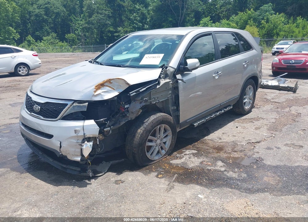 2015 KIA SORENTO VIN: 5XYKT3A64FG564791