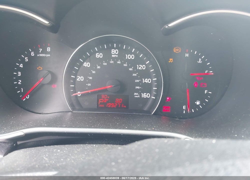 2015 KIA SORENTO VIN: 5XYKT3A64FG564791