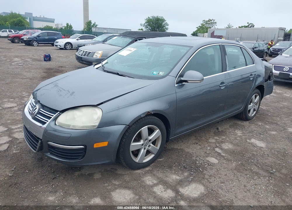 2009 VOLKSWAGEN JETTA VIN: 3VWRZ71K99M121820