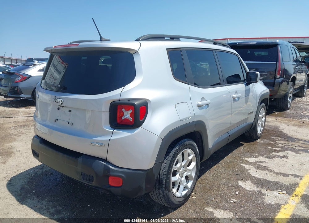 2016 JEEP RENEGADE LATITUDE VIN: ZACCJABT6GPE13522