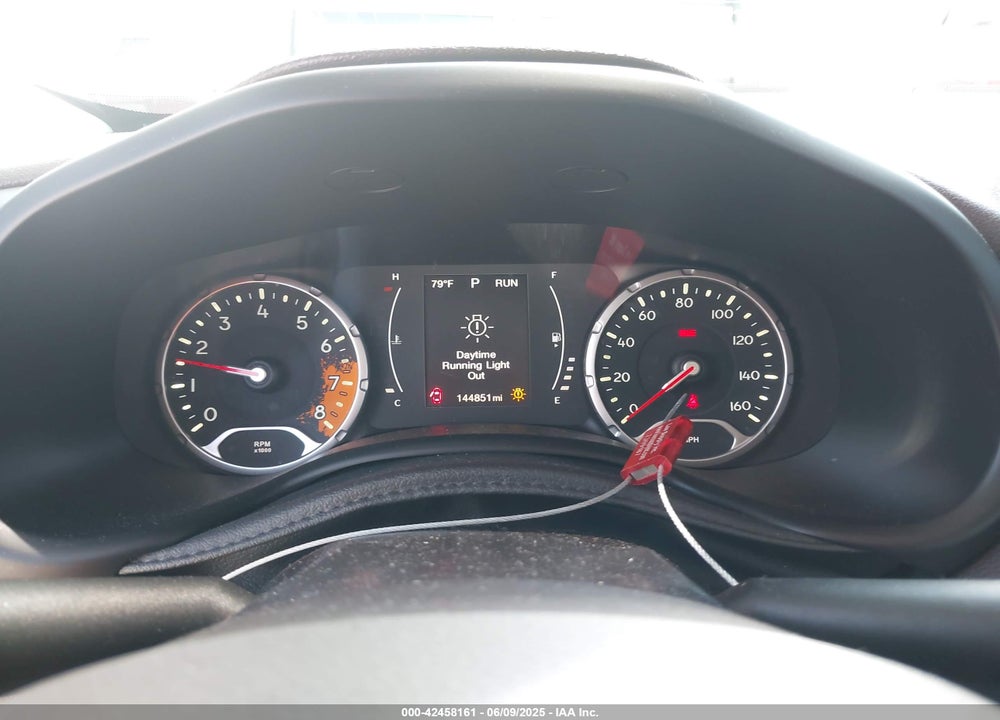 2016 JEEP RENEGADE LATITUDE VIN: ZACCJABT6GPE13522