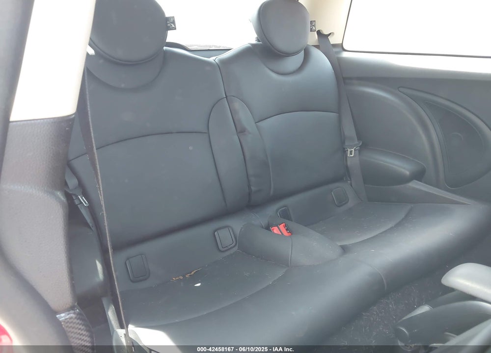 2013 MINI HARDTOP VIN: WMWSV3C57DT478646