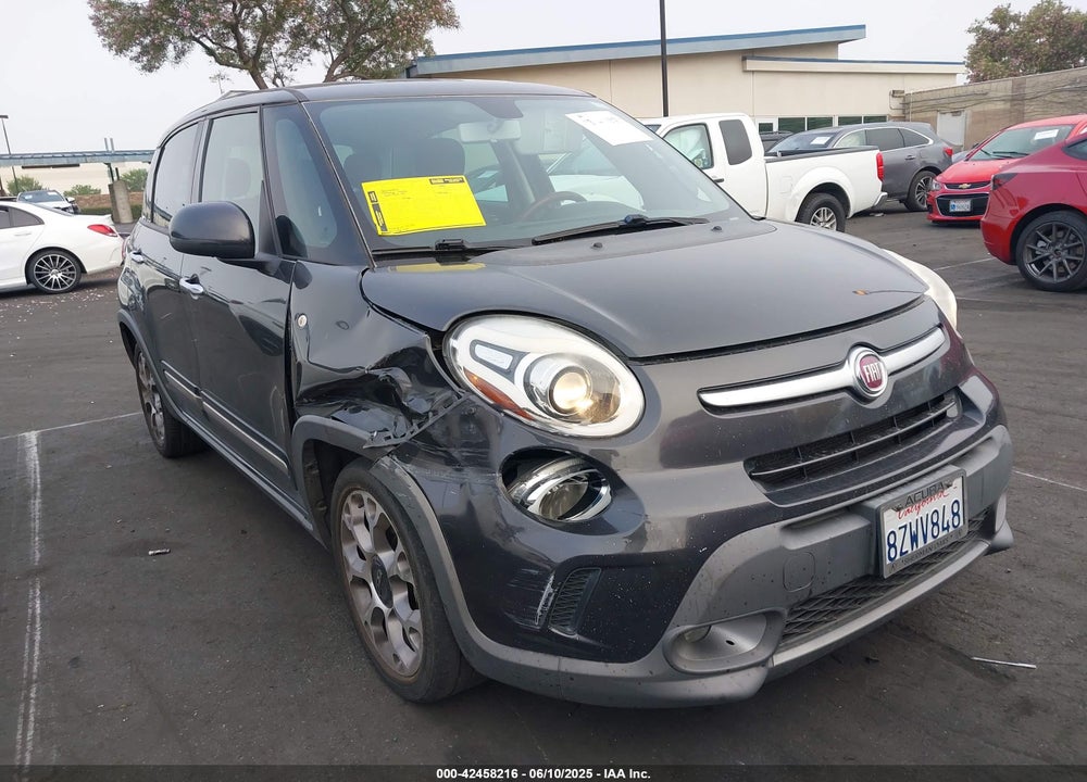 2014 FIAT 500L TREKKING VIN: ZFBCFADH9EZ012347