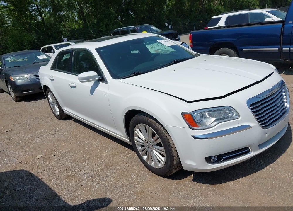 2013 CHRYSLER 300 MOTOWN VIN: 2C3CCARGXDH669215