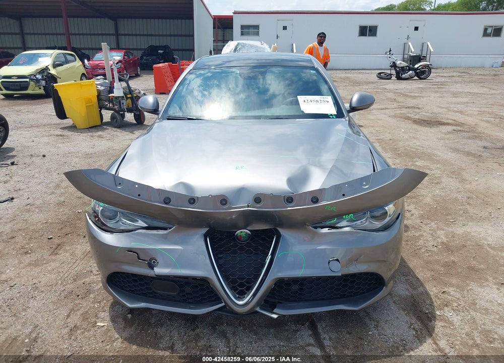 2019 ALFA ROMEO GIULIA TI SPORT AWD VIN: ZARFANBN3K7601349