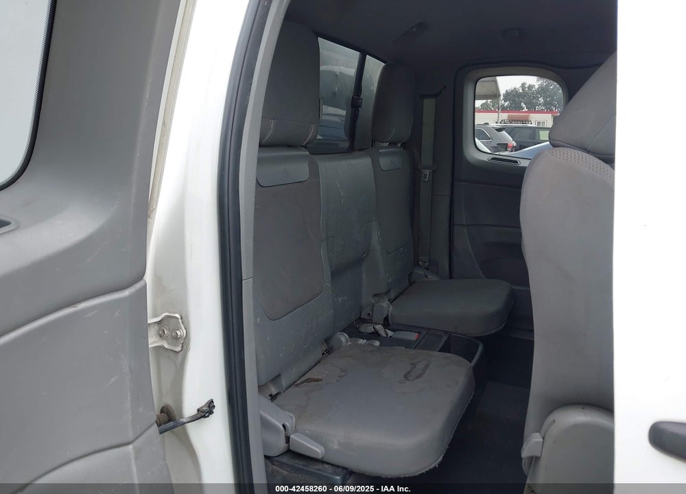 2015 TOYOTA TACOMA VIN: 5TFTX4CN6FX047623