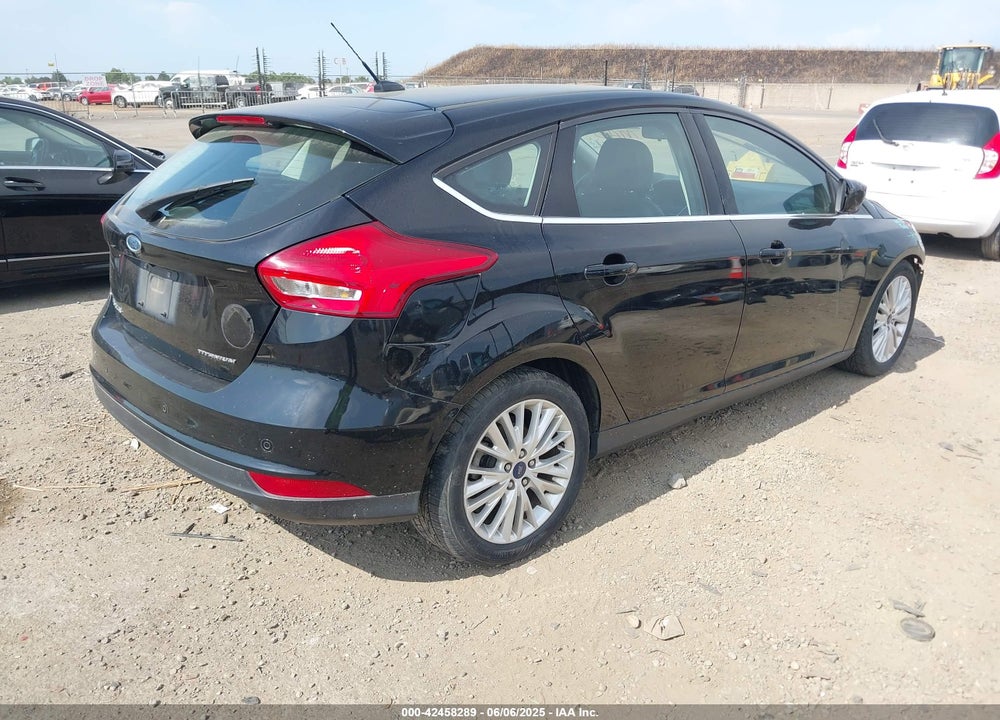 2017 FORD FOCUS VIN: 1FADP3N29HL319759
