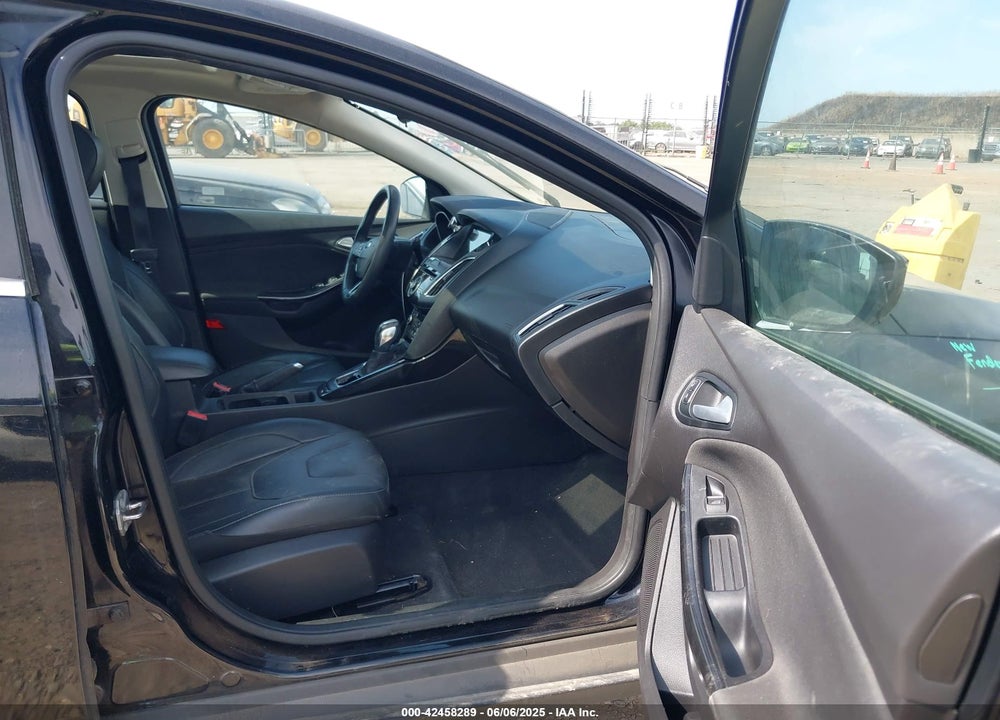 2017 FORD FOCUS VIN: 1FADP3N29HL319759