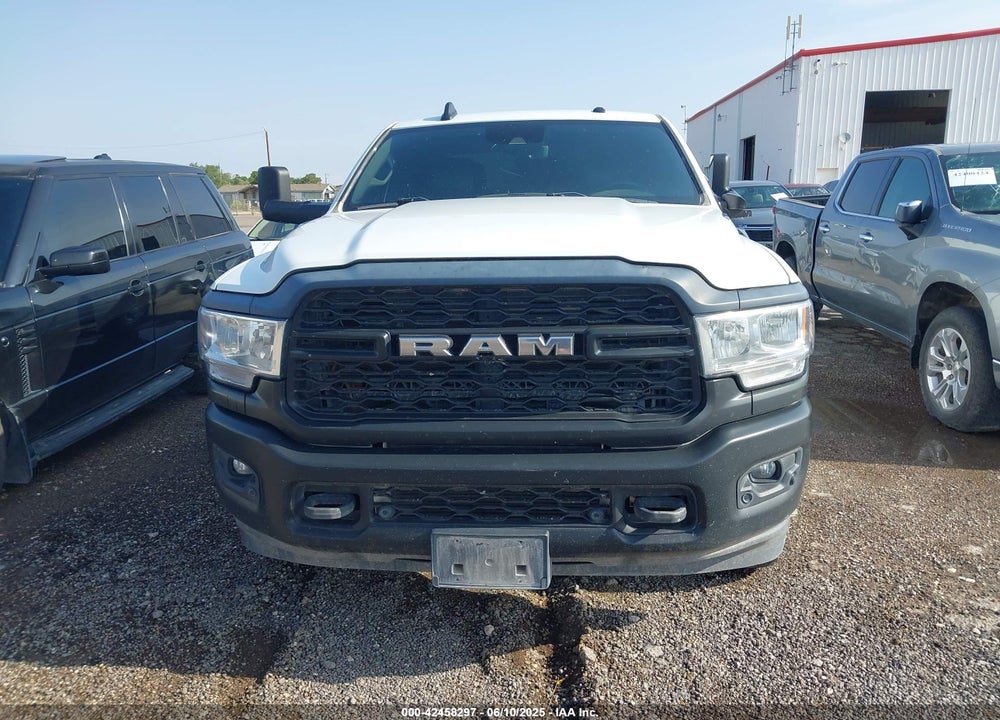 2022 RAM 2500 TRADESMAN 4X4 8' BOX VIN: 3C6UR5HL8NG202498