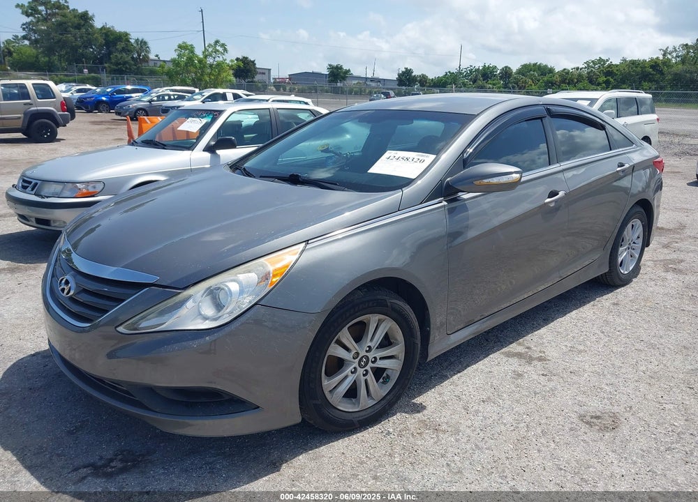 2014 HYUNDAI SONATA GLS VIN: 5NPEB4AC1EH896853