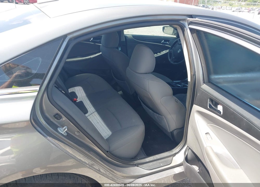 2014 HYUNDAI SONATA GLS VIN: 5NPEB4AC1EH896853