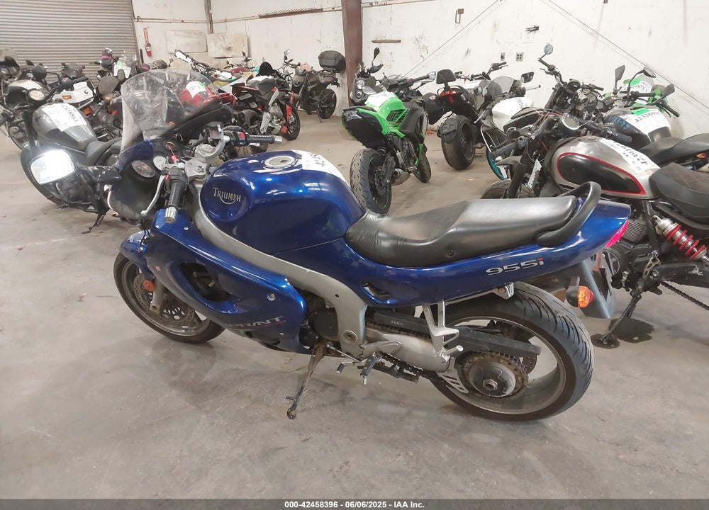 2002 TRIUMPH MOTORCYCLE SPRINT ST VIN: SMT600FVX2J147390